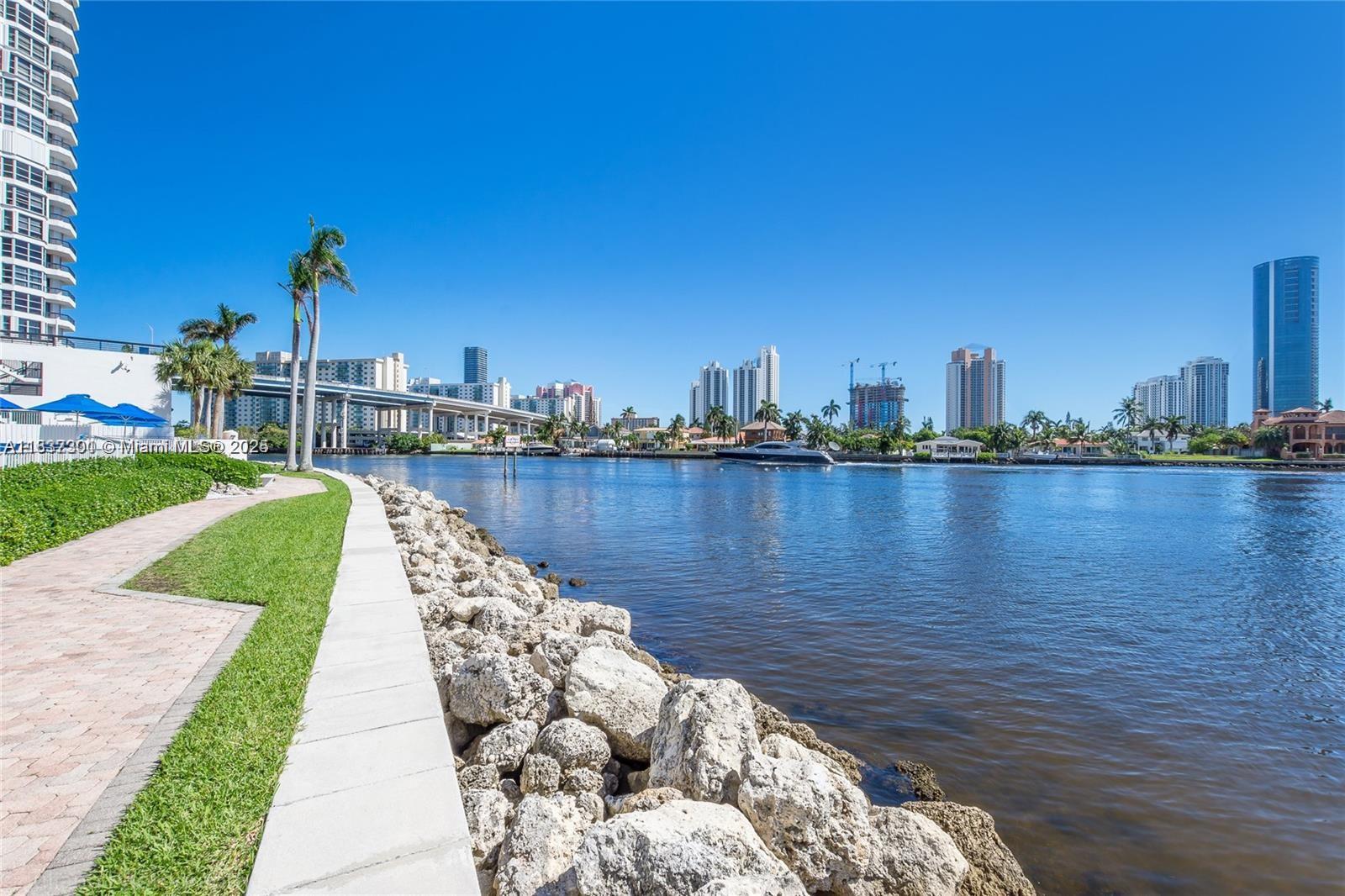 19101 NE 36th Ct #3107, Aventura, Florida image 31