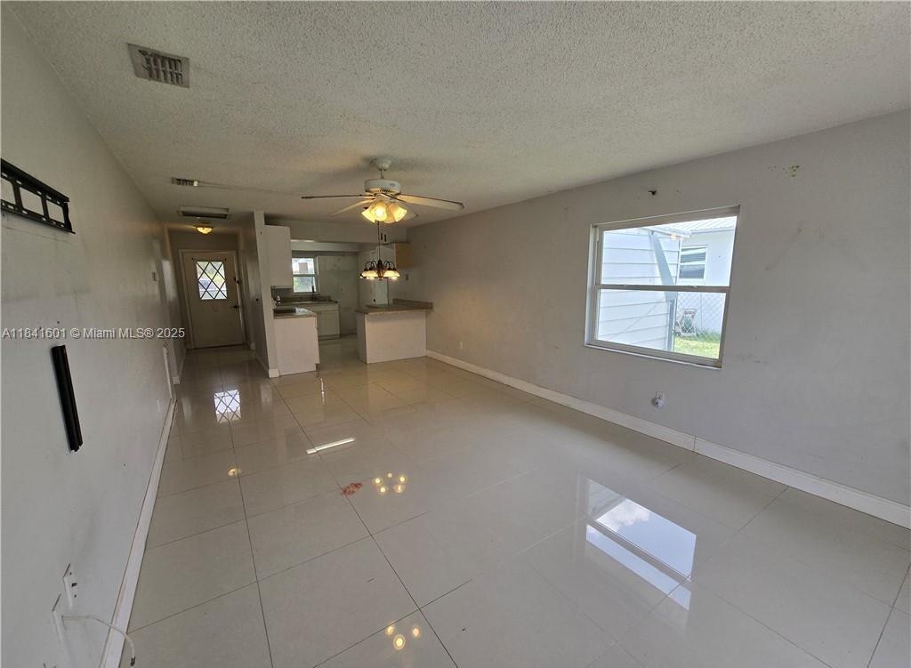 210 SW Voltair Ter, Port St. Lucie, Florida image 8