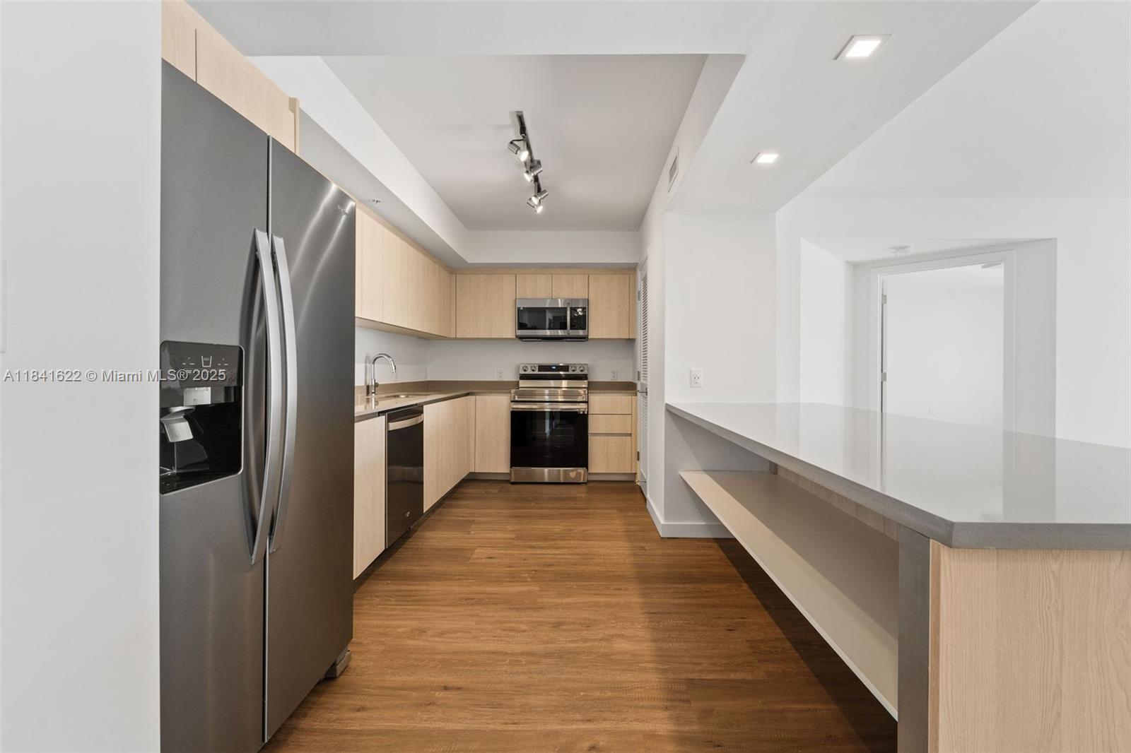 Property photo # 2