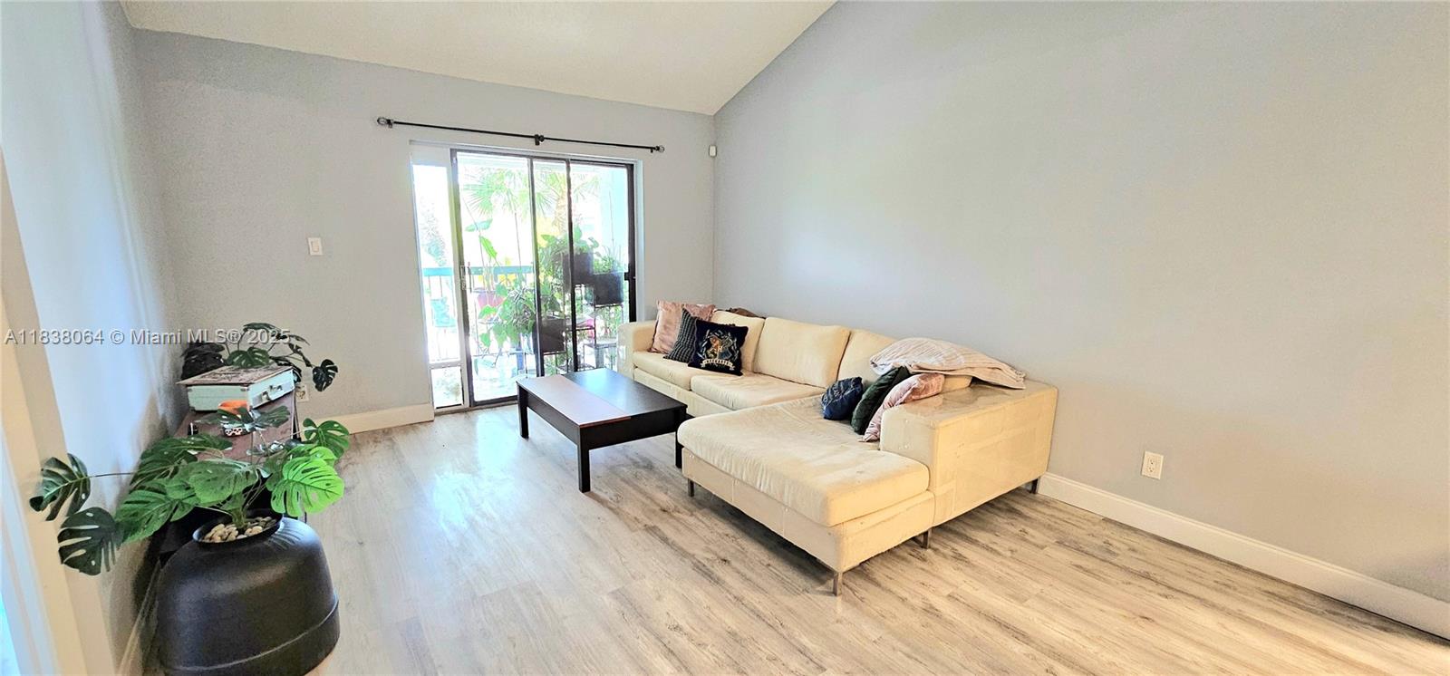 Property photo # 2
