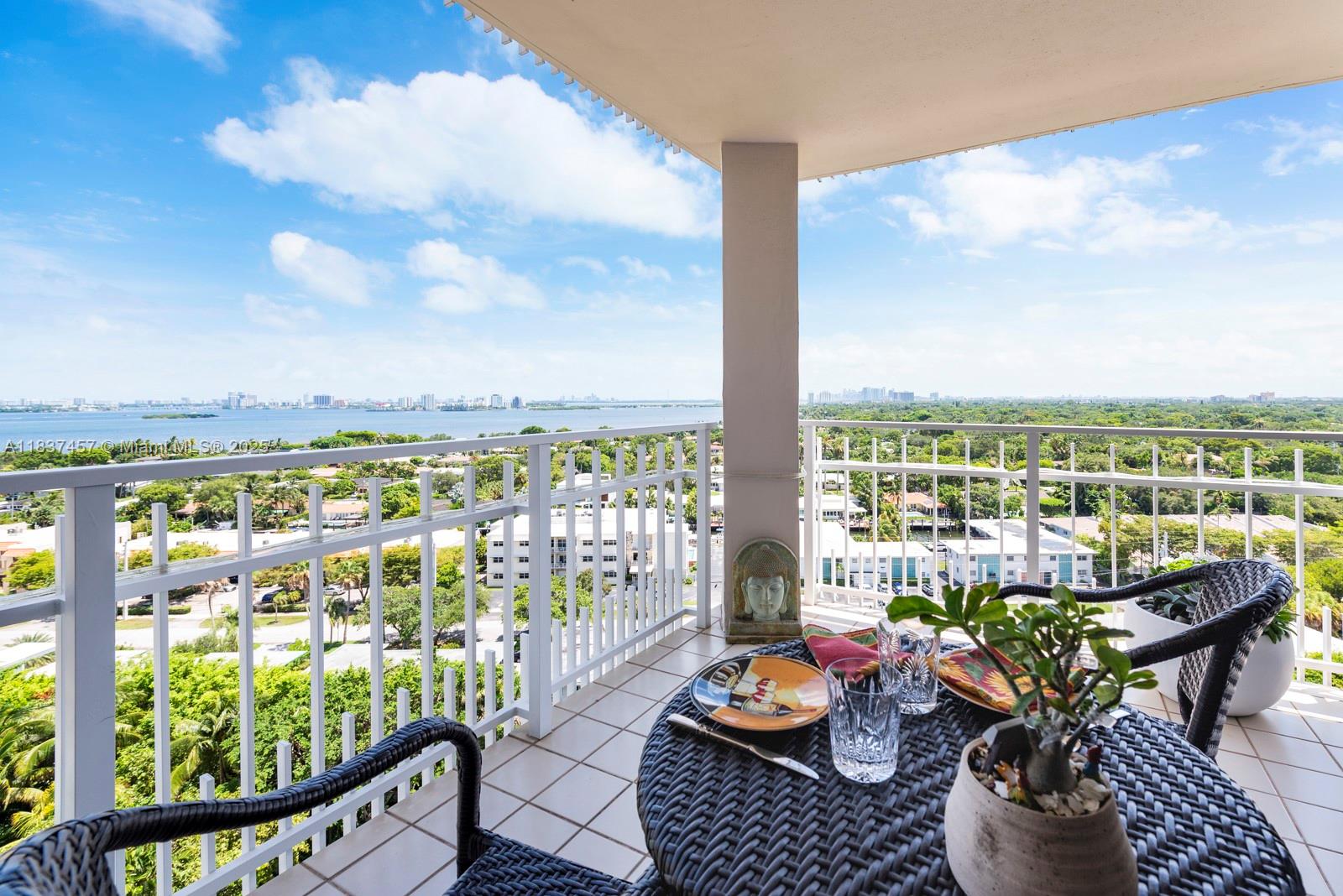2000 Towerside Ter #1512, Miami, Florida image 16