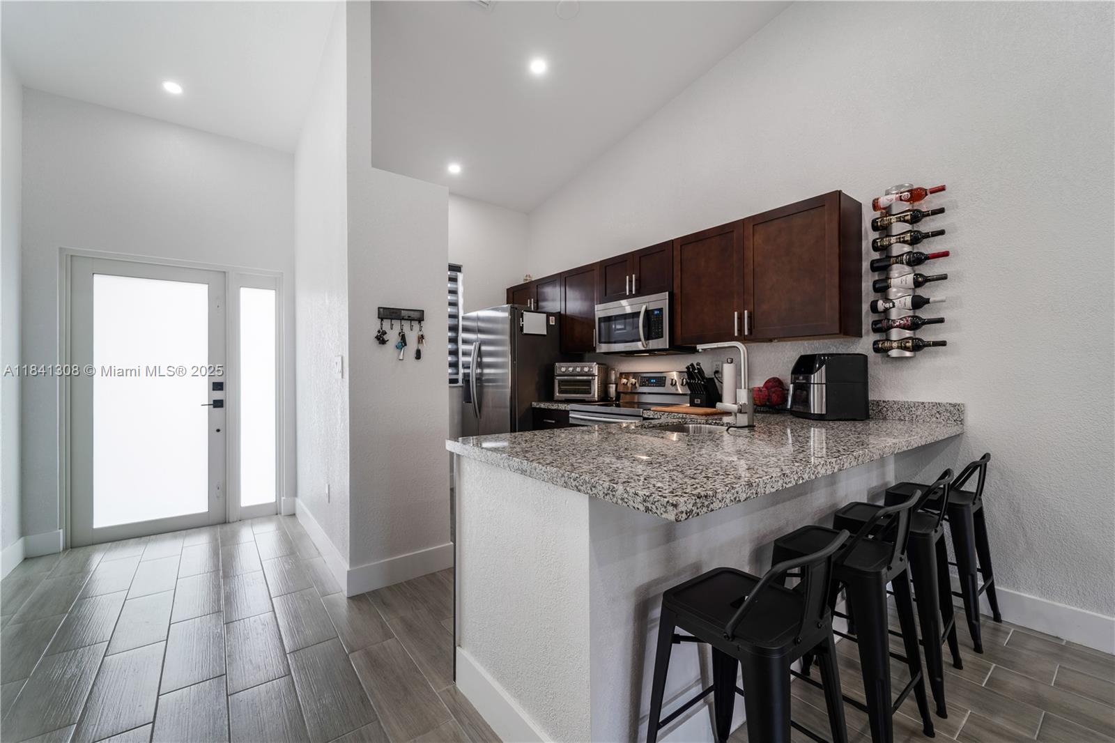 Property photo # 9