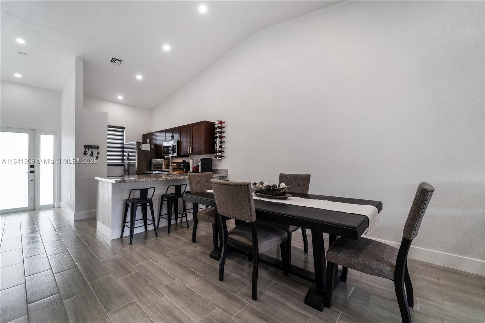 Property photo # 6