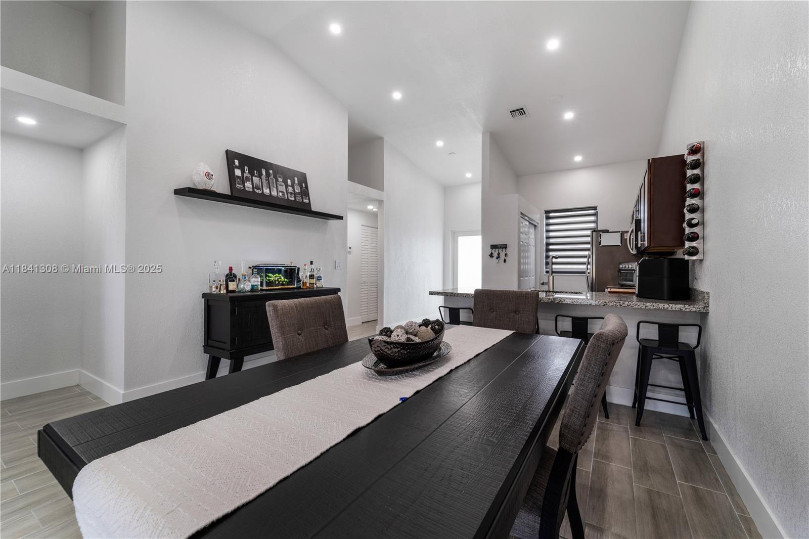 Property photo # 7