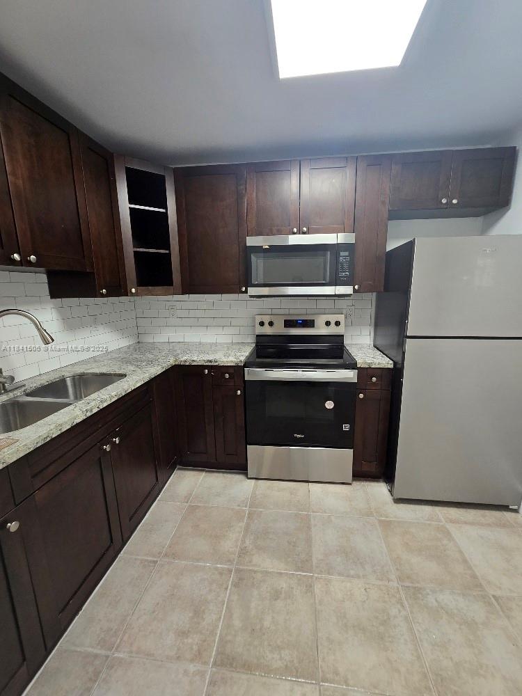 Property photo # 0