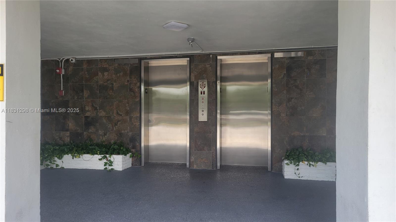 Property photo # 6