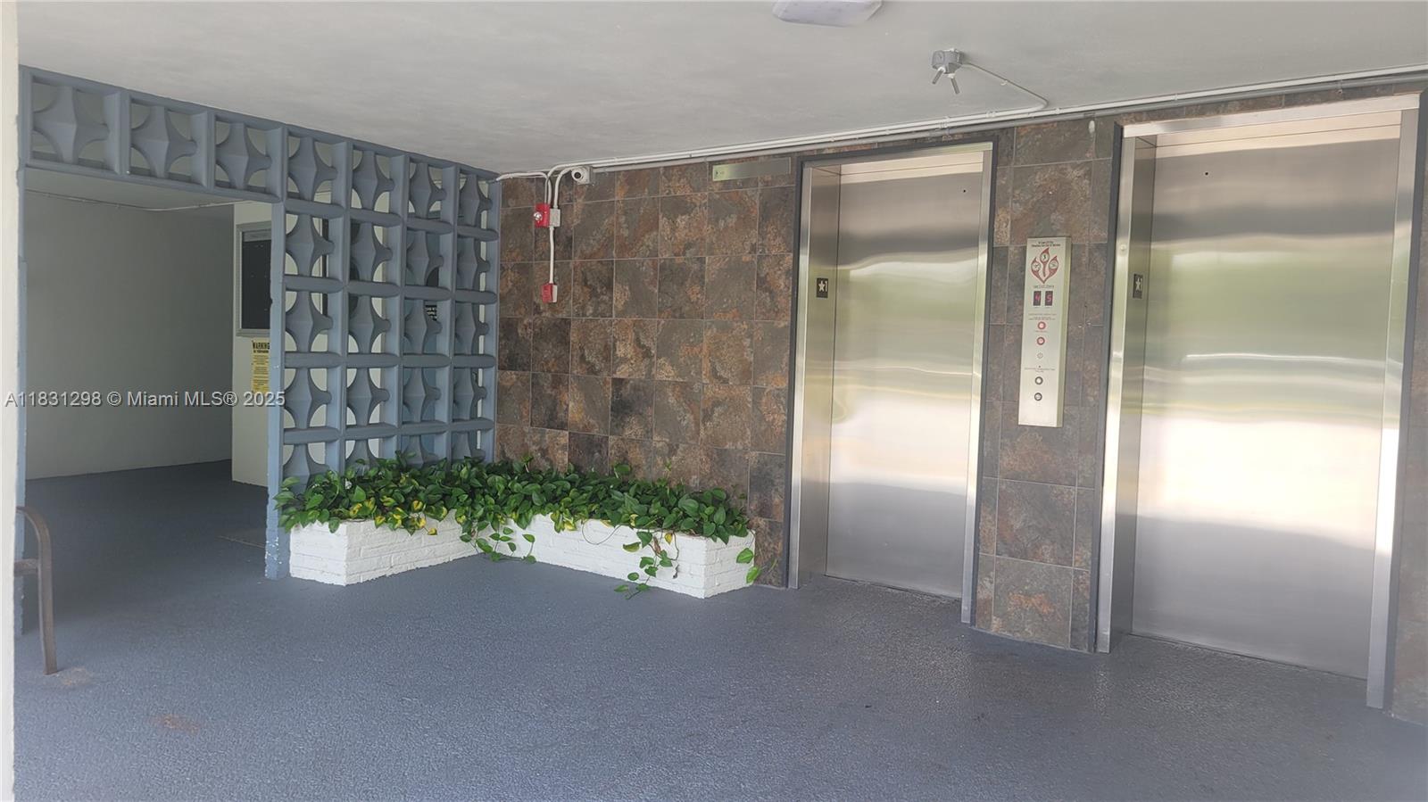 Property photo # 4