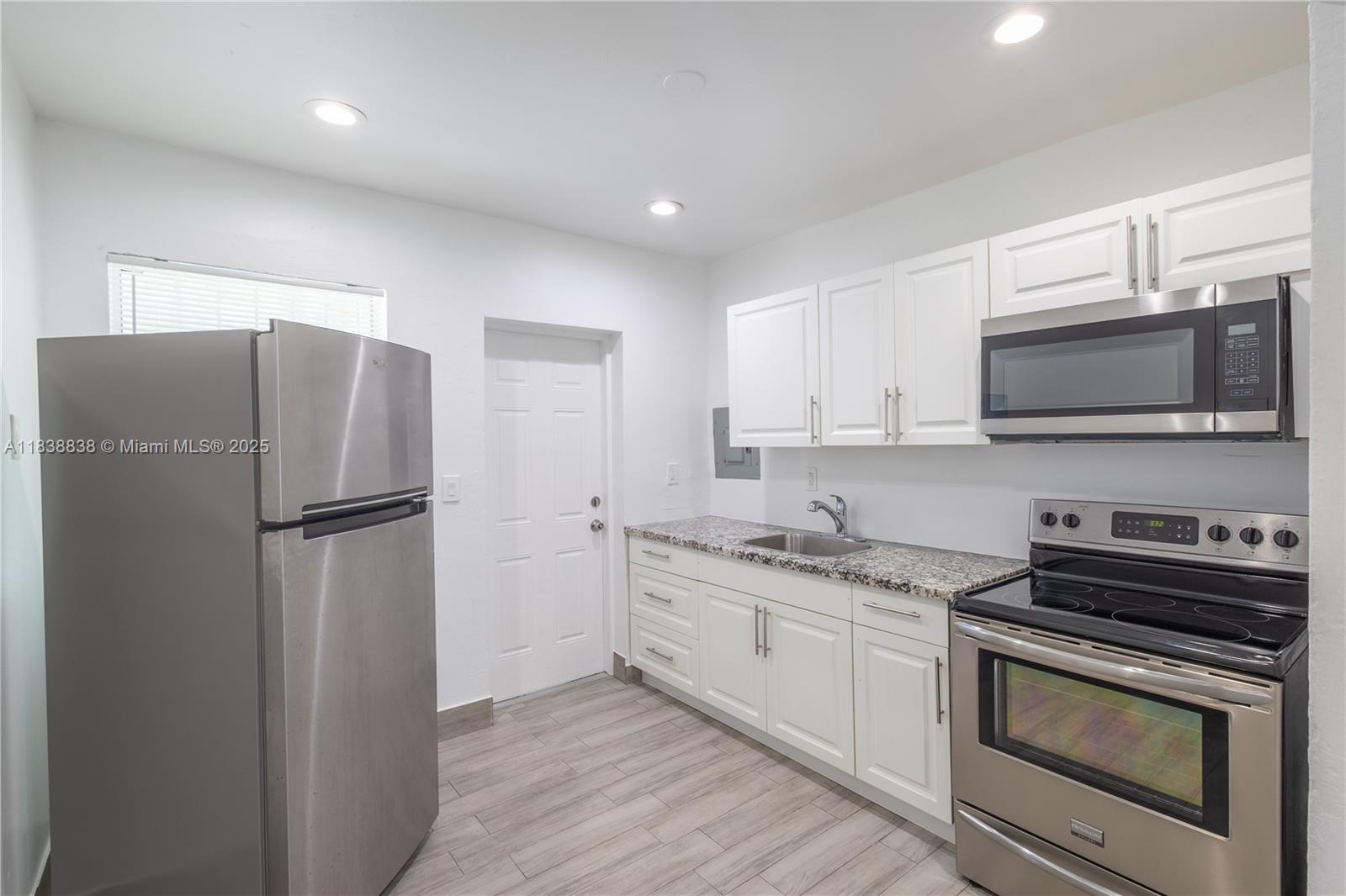 Property photo # 7