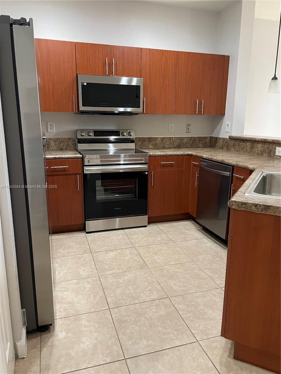 Property photo # 4