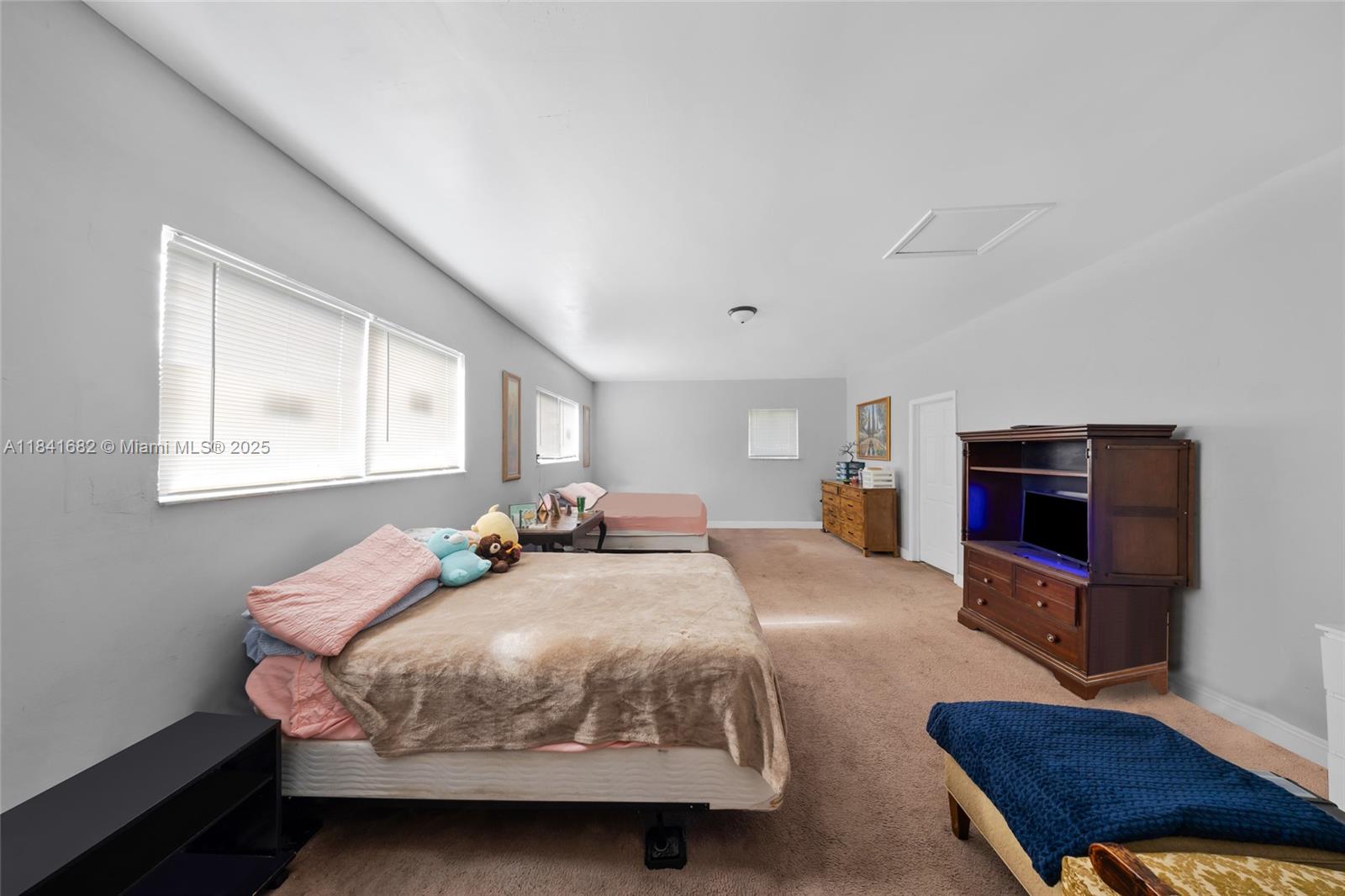 12090 NW 12th Ave, North Miami, Florida image 40