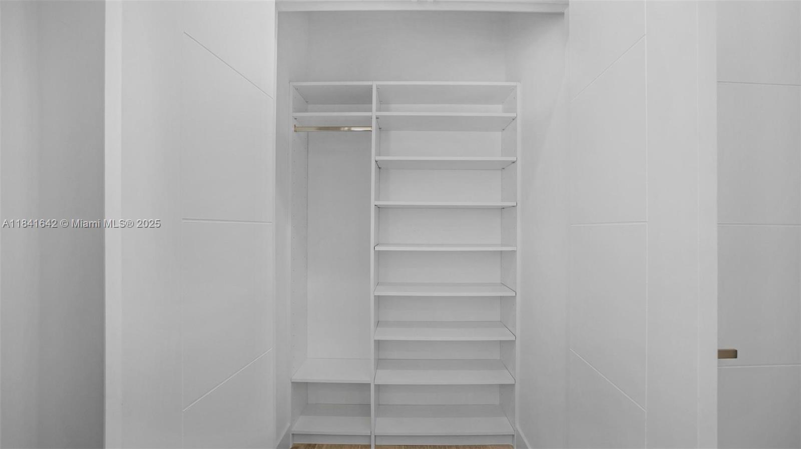 7000 Island Blvd #403, Aventura, Florida image 33