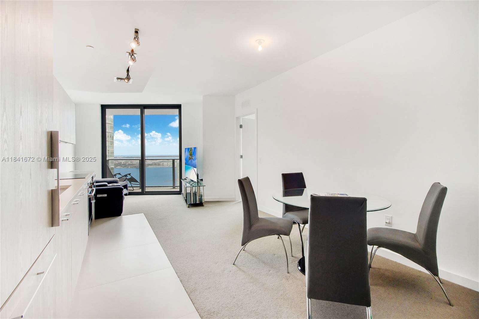 501 NE 31st St #3607, Miami, Florida image 2