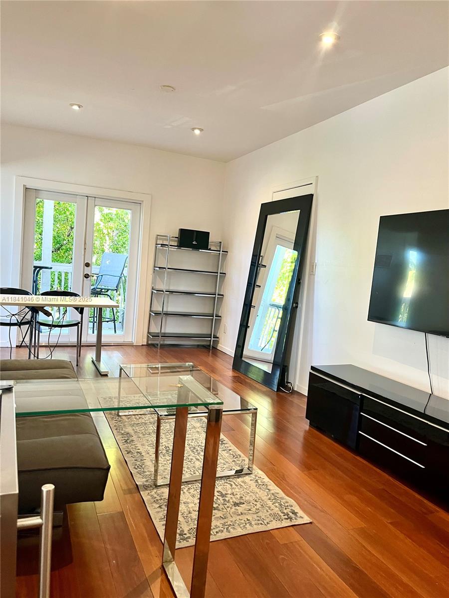 642 Michigan Ave #20, Miami Beach, Florida image 4