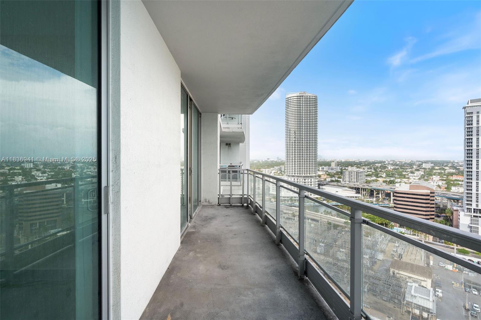 90 SW 3rd St #2506, Miami, Florida image 14