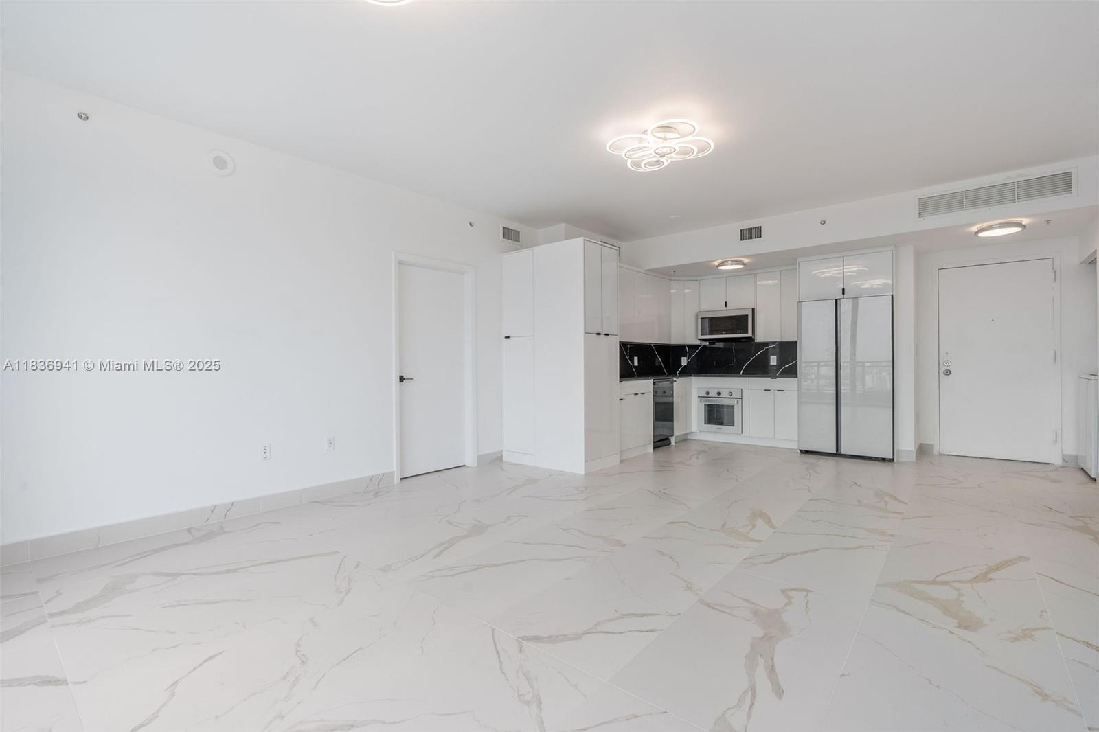 90 SW 3rd St #2506, Miami, Florida image 5