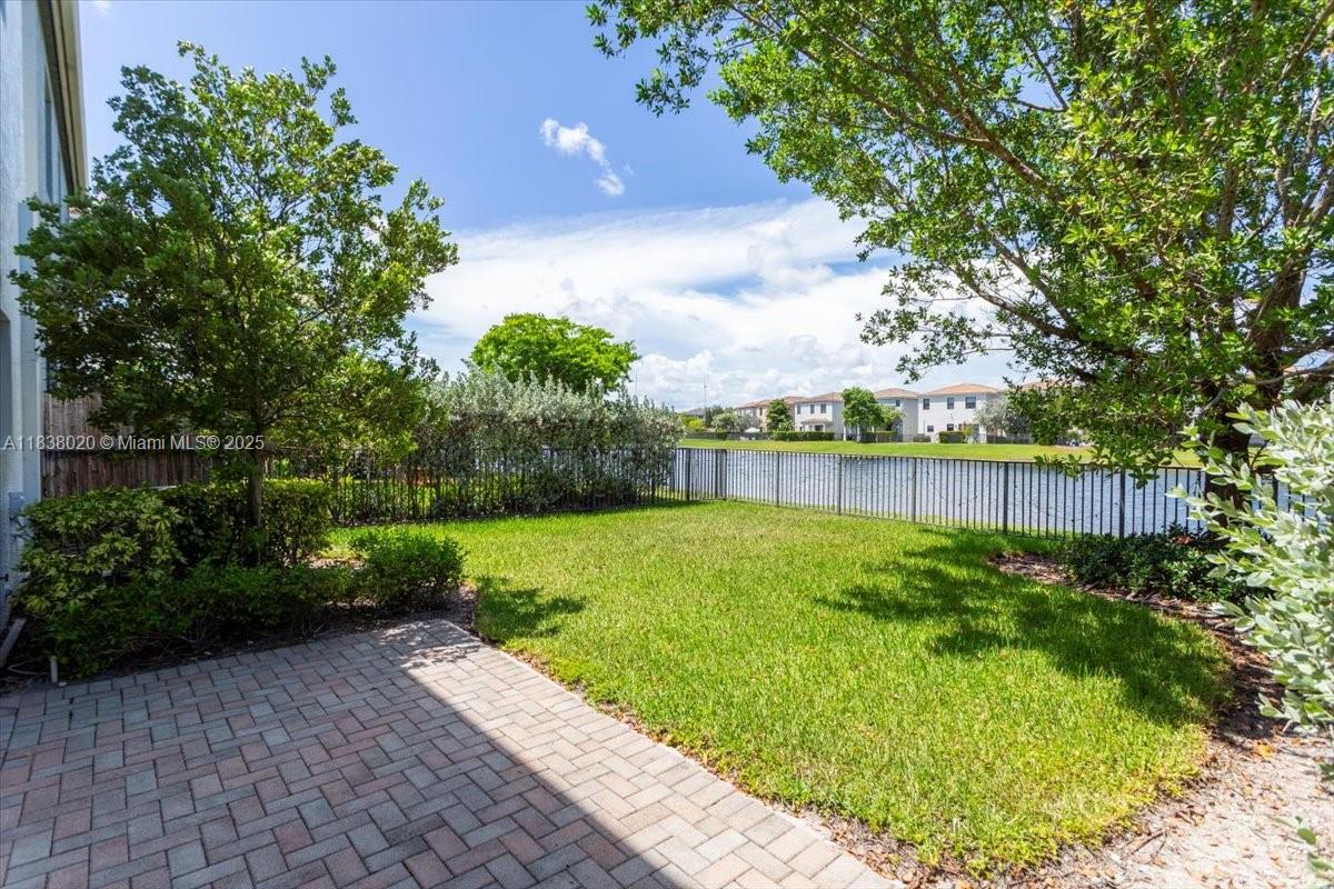 Property photo # 6