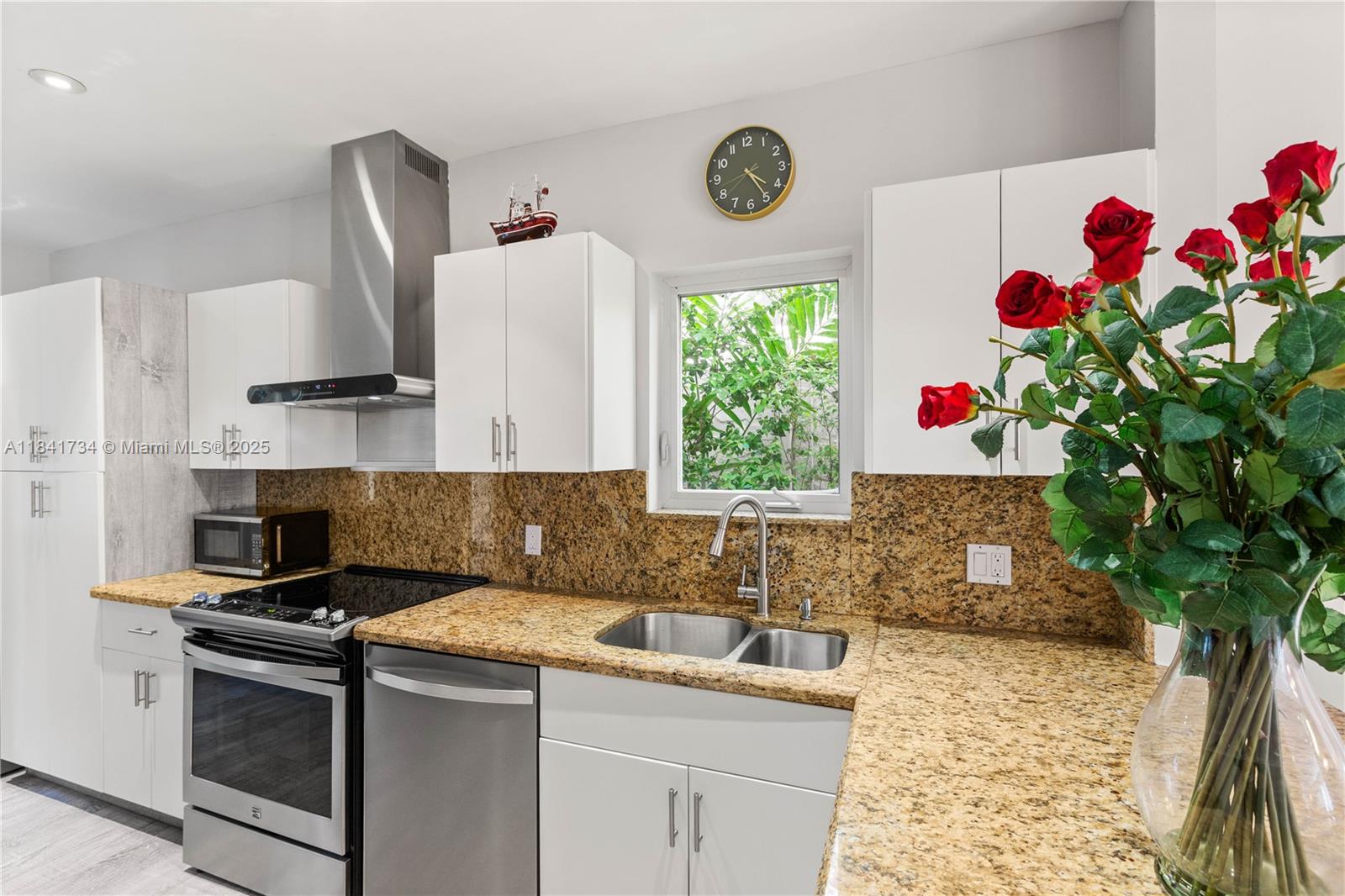 737 Alhambra Cir, Coral Gables, Florida image 12