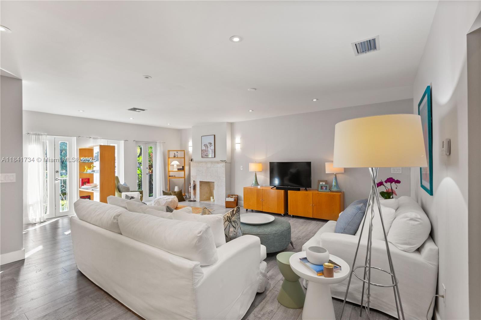 737 Alhambra Cir, Coral Gables, Florida image 16