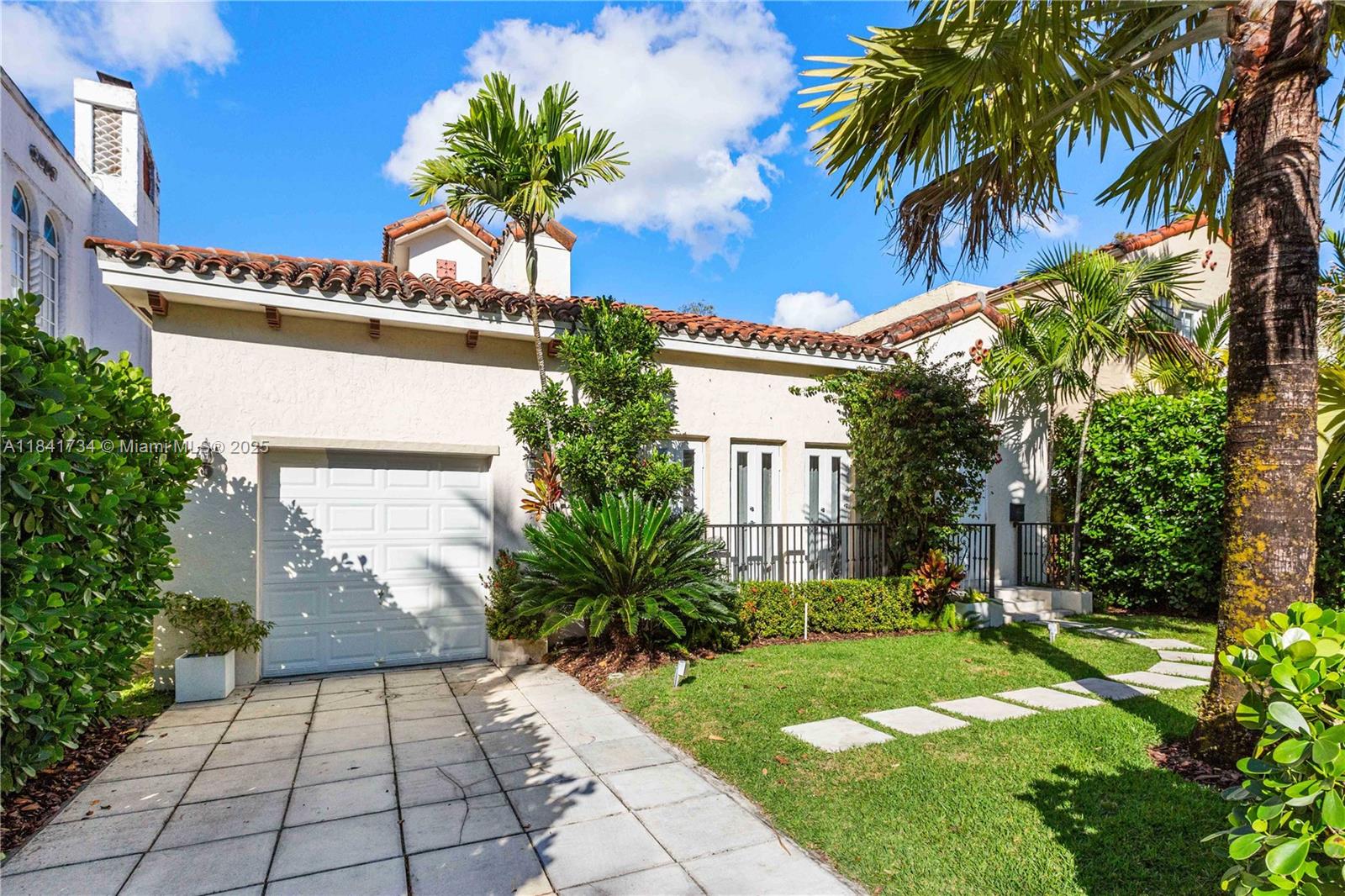 737 Alhambra Cir, Coral Gables, Florida image 2