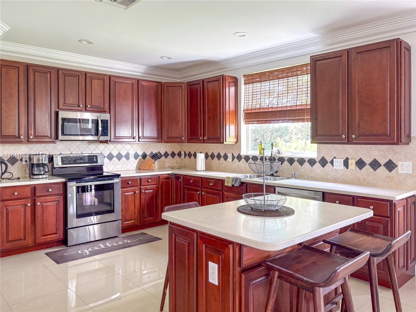 Property photo # 5