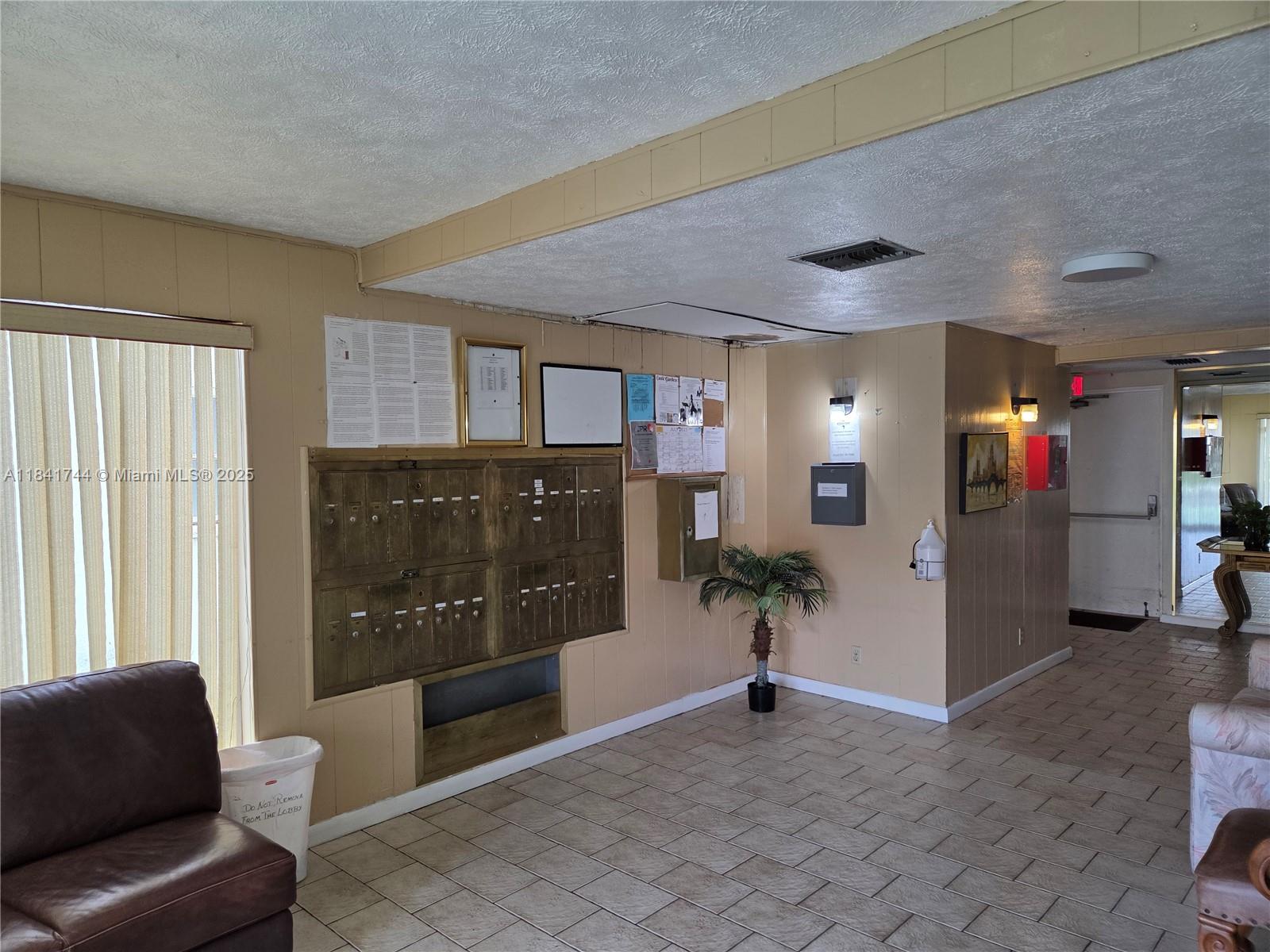 4821 NW 22nd Ct #110, Lauderhill, Florida image 11