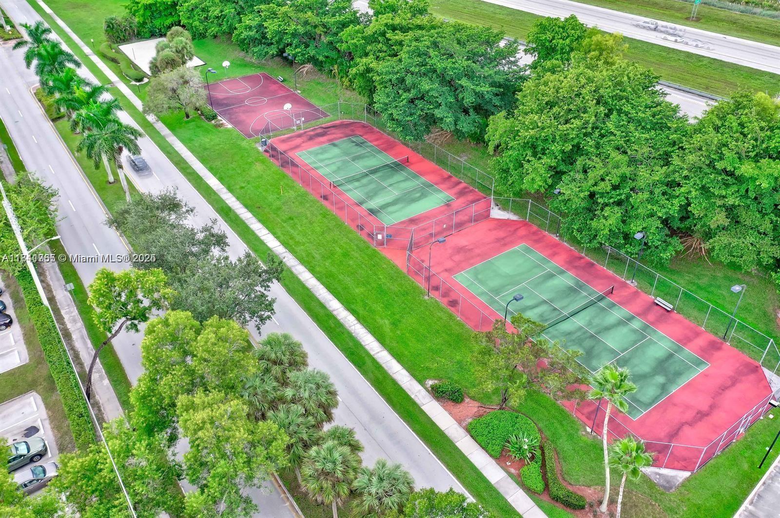 7858 Dixie Beach Cir #7858, Tamarac, Florida image 5