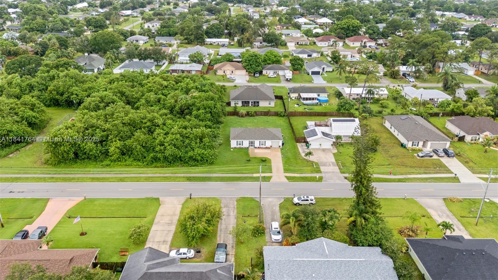 973 NW Bayshore Blvd, Port St. Lucie, Florida image 2