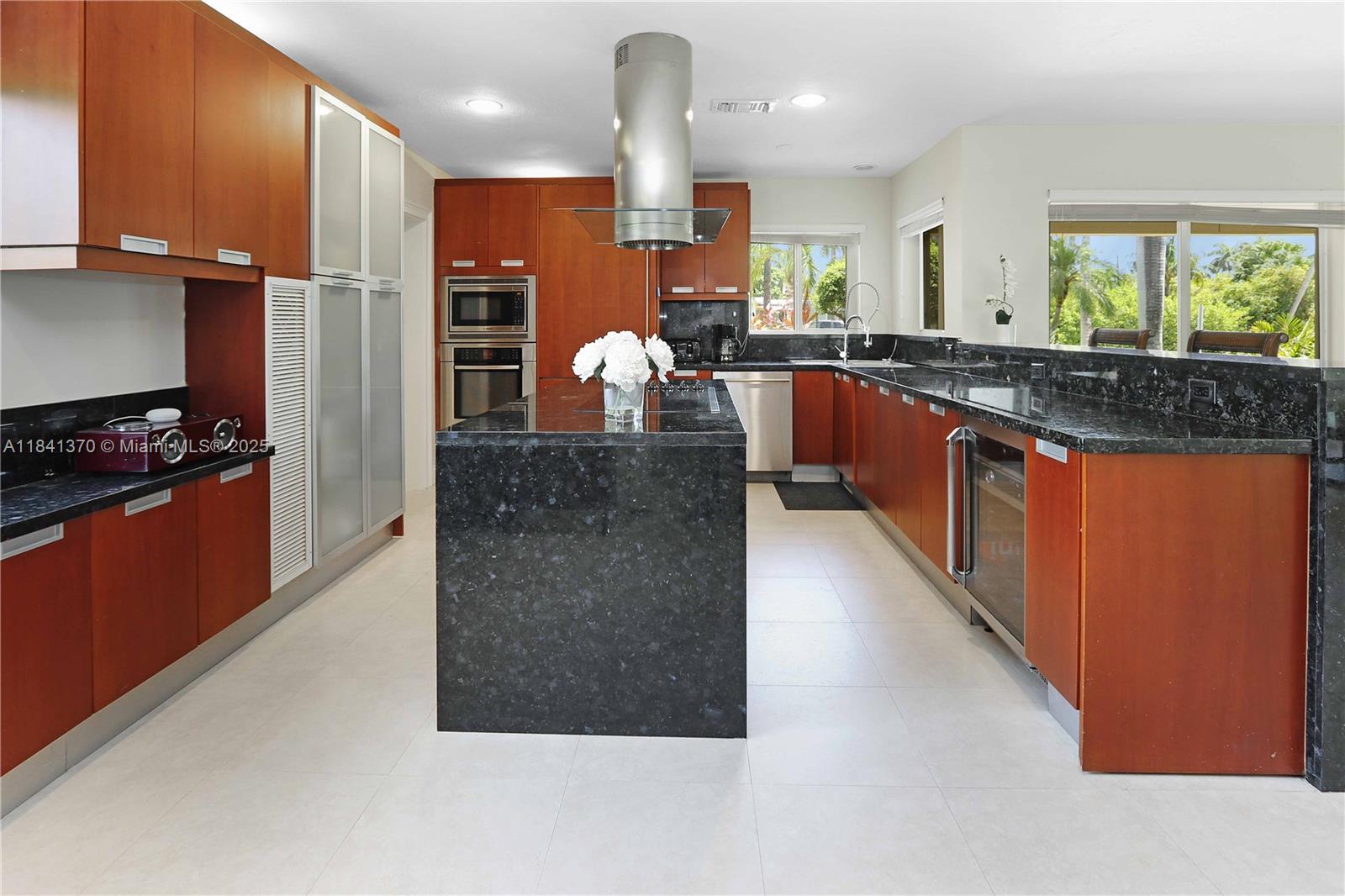 742 Harrison St, Hollywood, Florida image 10