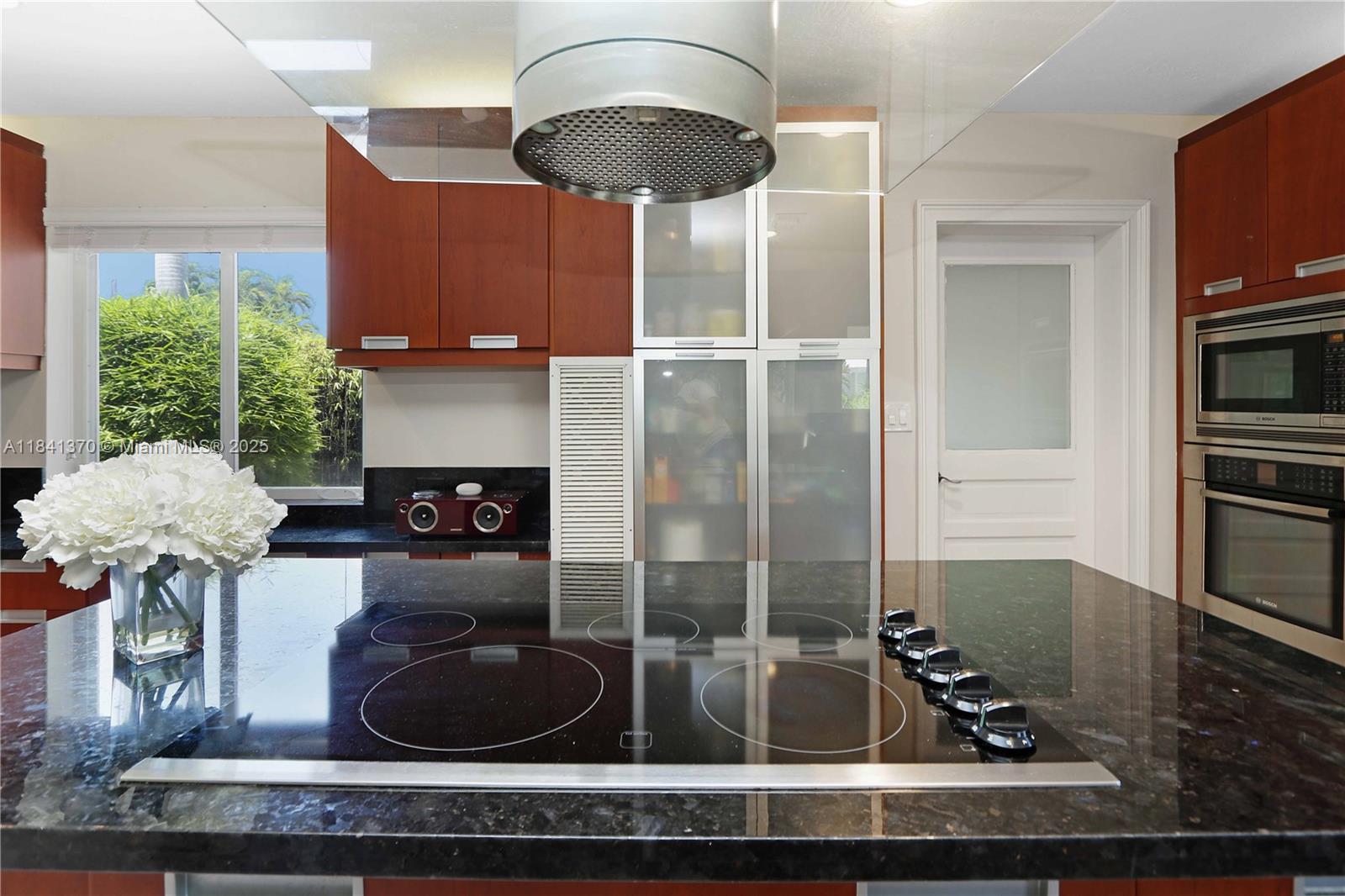 742 Harrison St, Hollywood, Florida image 13