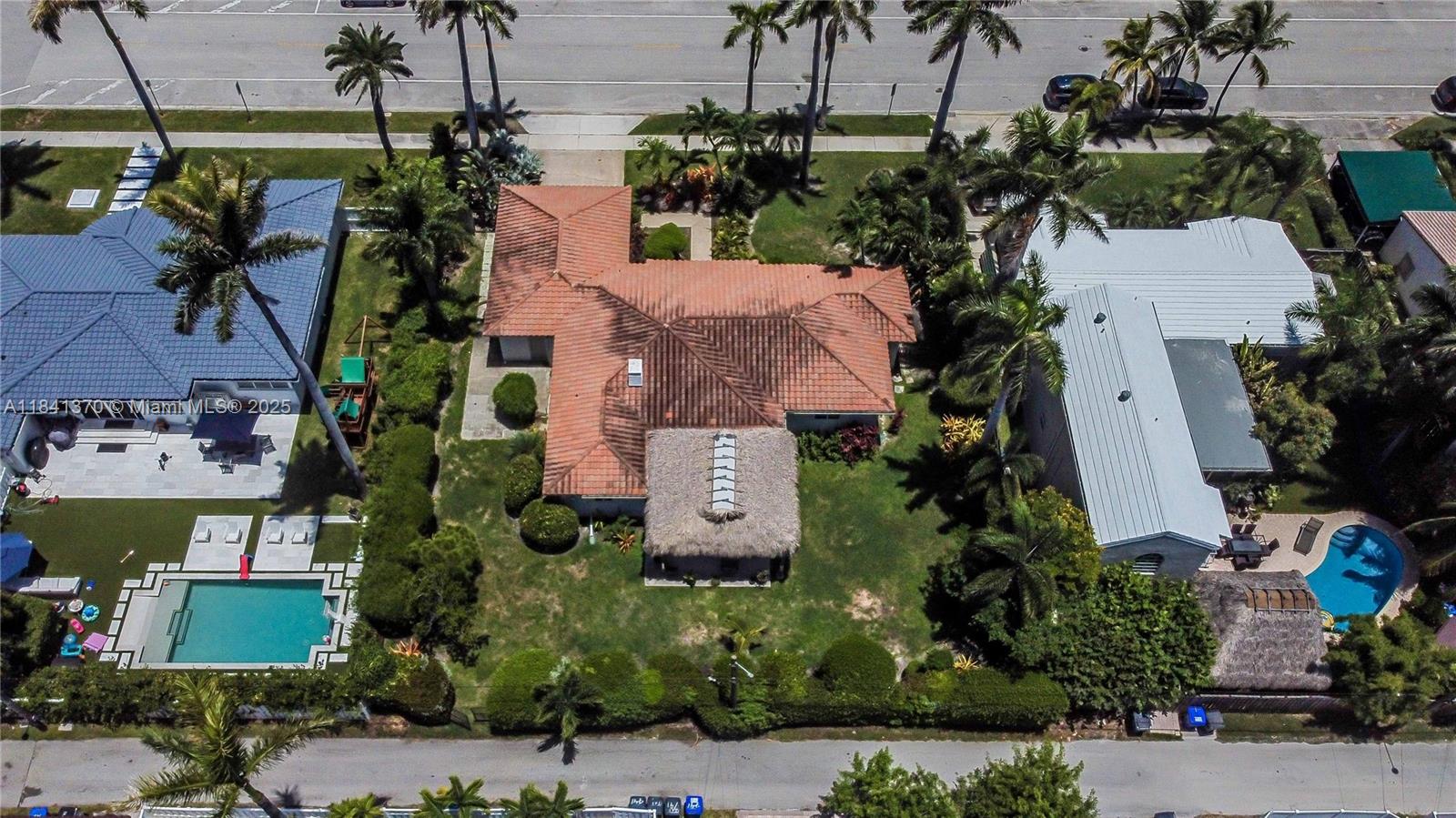 742 Harrison St, Hollywood, Florida image 37