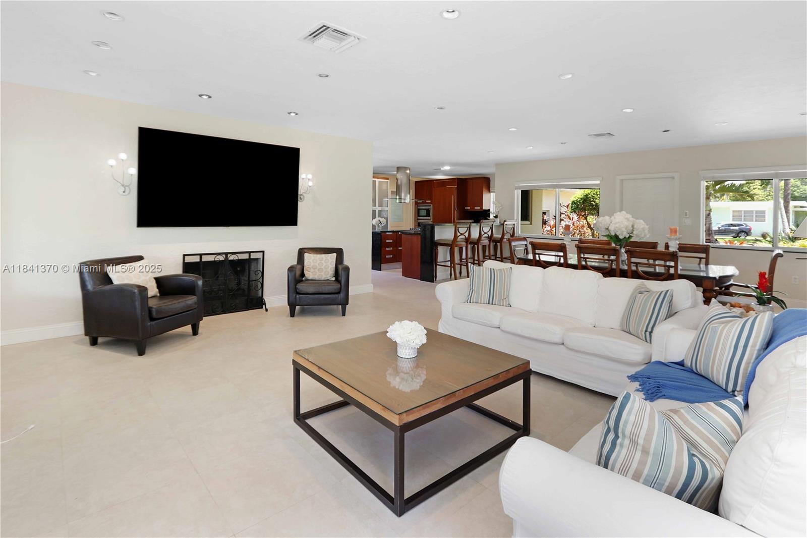 742 Harrison St, Hollywood, Florida image 7