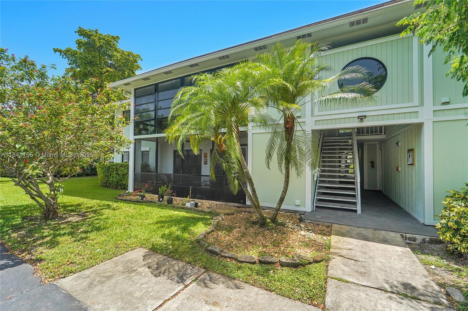 Property photo # 6