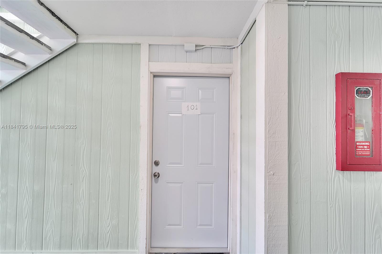 Property photo # 1