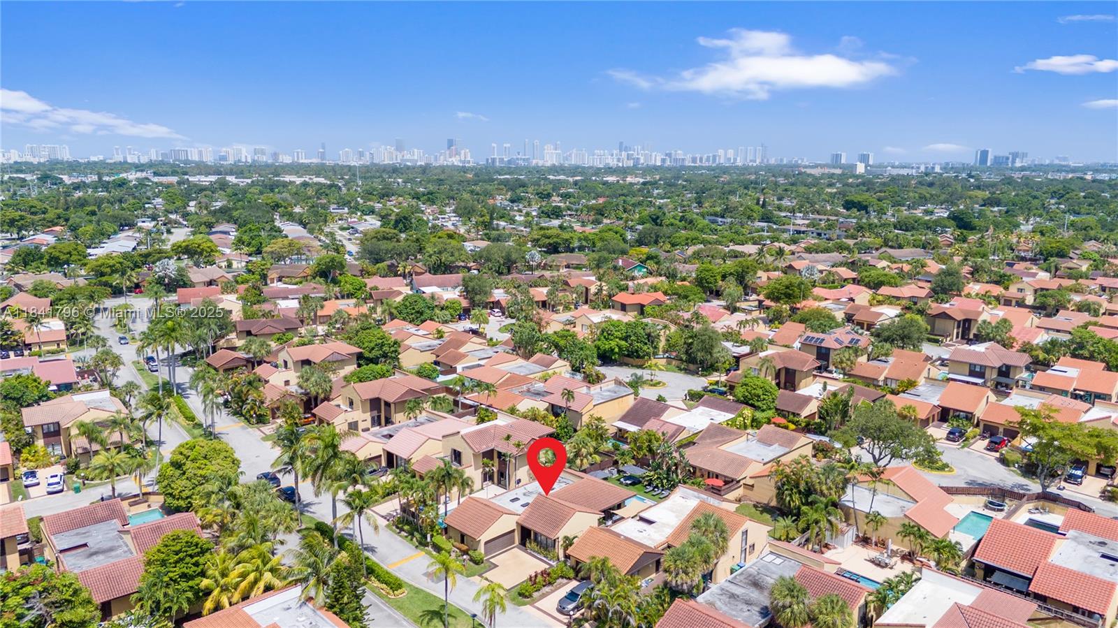 1040 NE 204th Ter, Miami, Florida image 33
