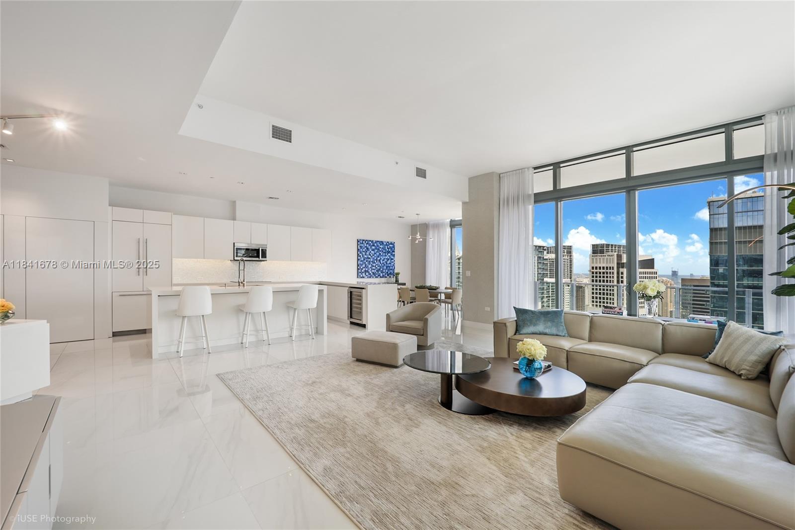 88 SW 7 Street #4101, Miami, Florida image 6