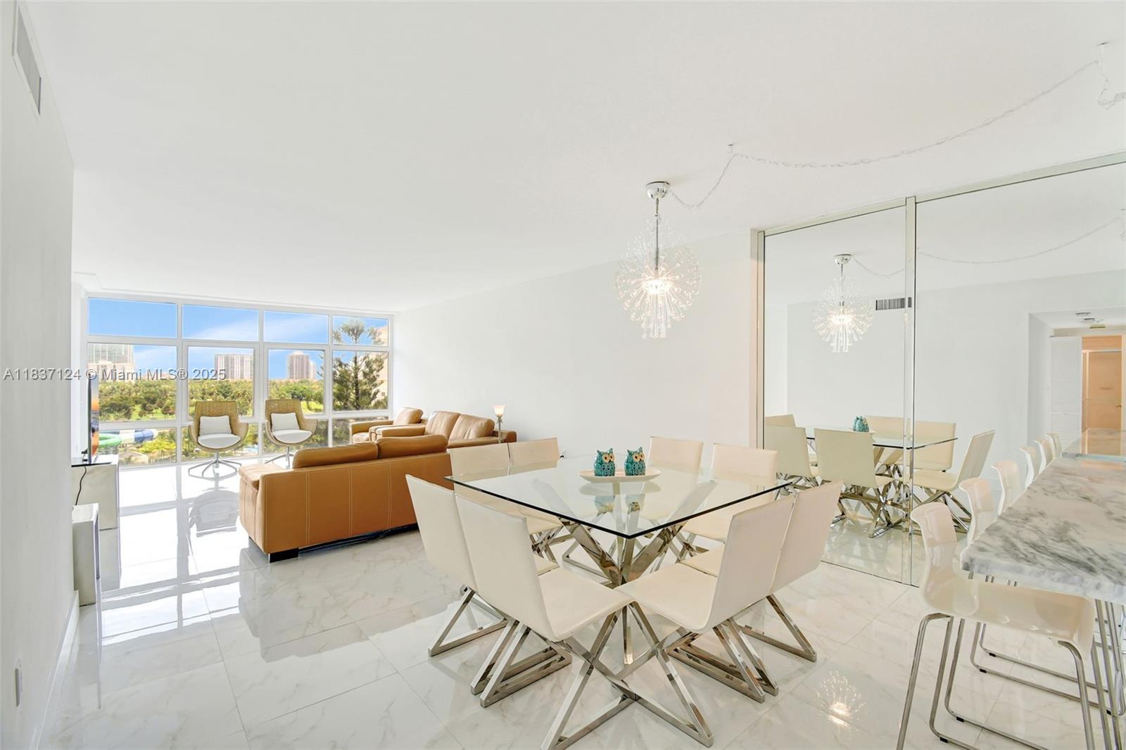 20100 W Country Club Dr #1005, Aventura, Florida image 5