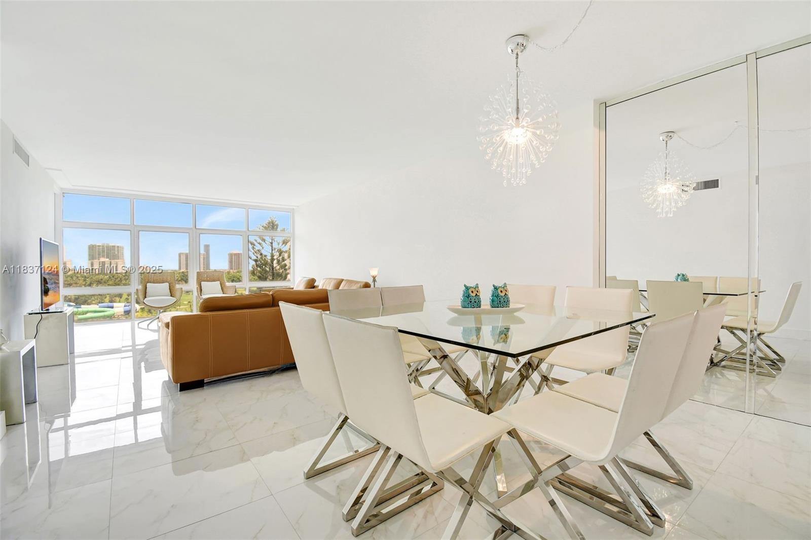 20100 W Country Club Dr #1005, Aventura, Florida image 6