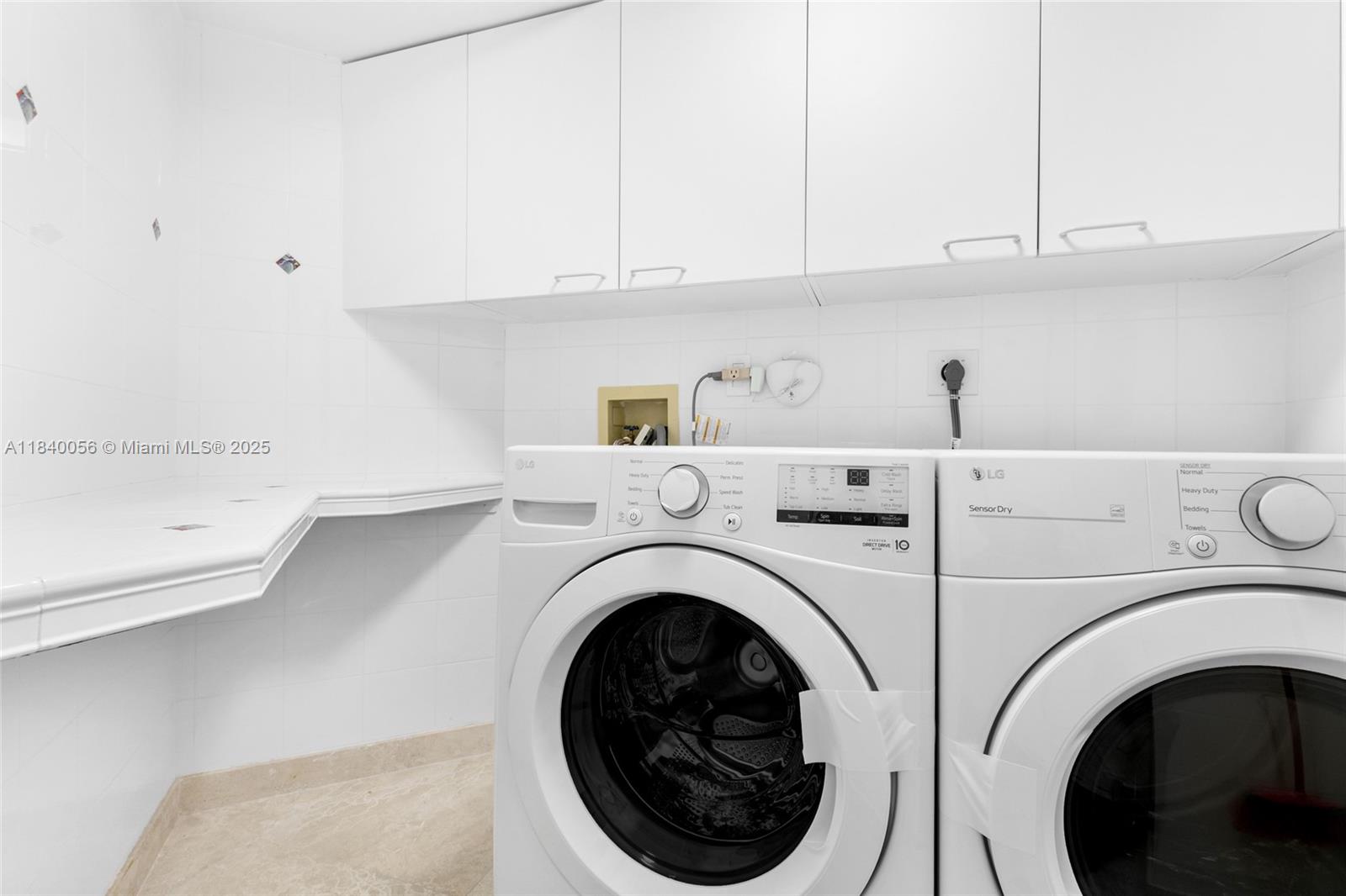 300 S Pointe Drive #801, Miami Beach, Florida image 16