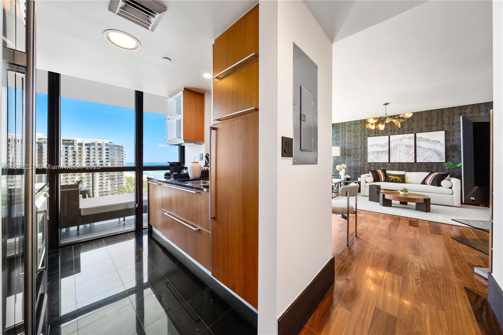 101 20 #1905, Miami Beach, Florida image 6