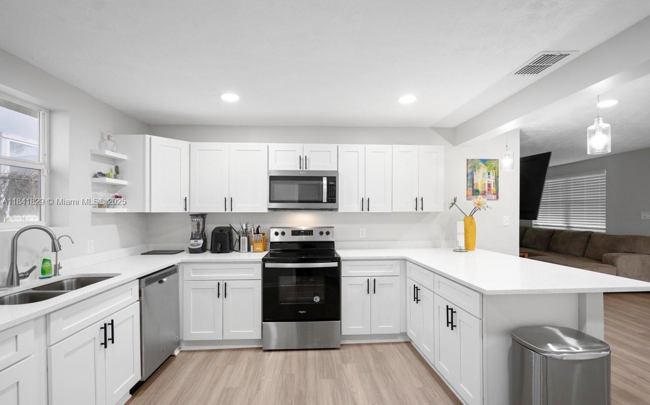 1274 Lake Shore Blvd, Jacksonville, Florida image 7