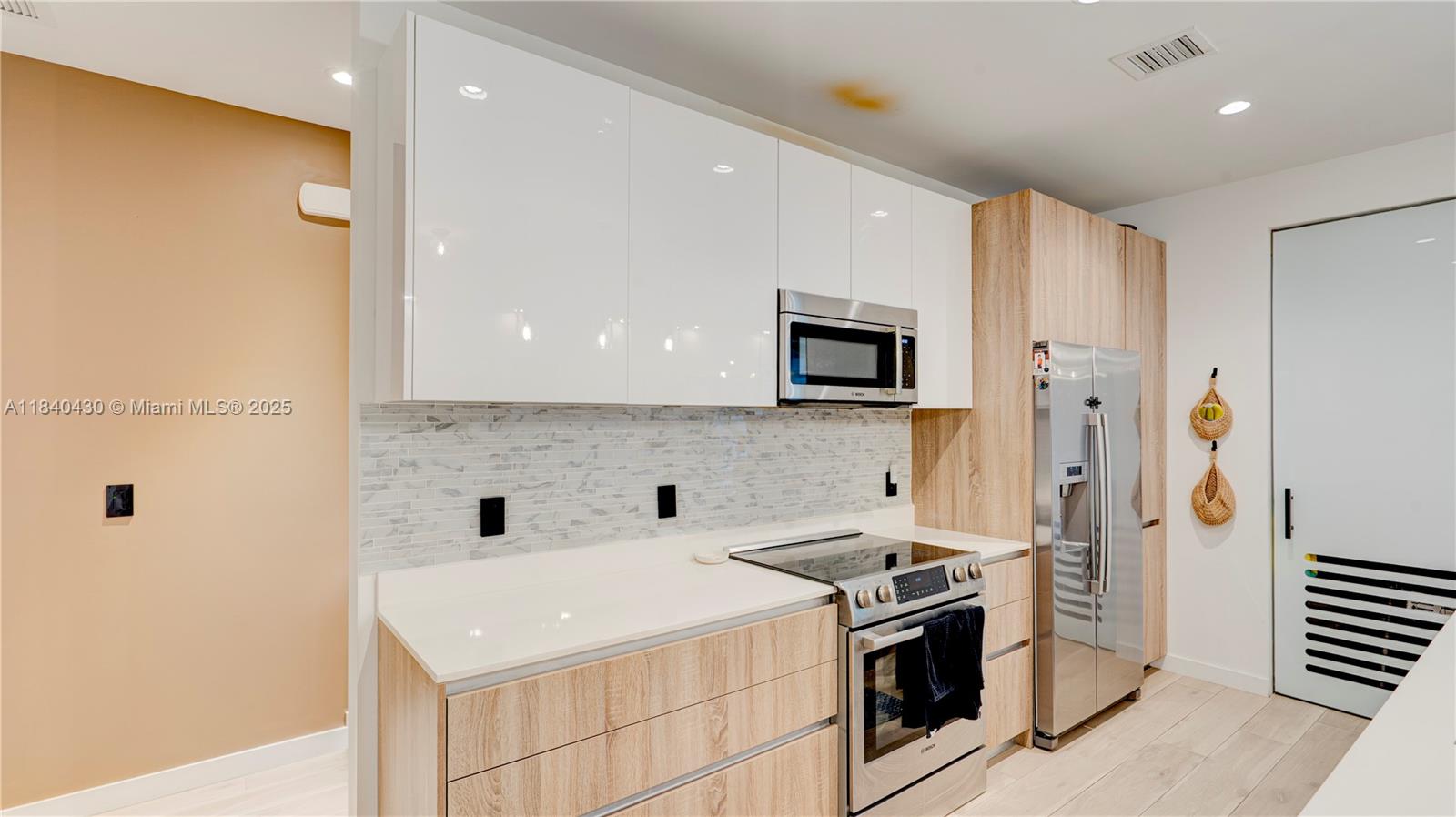 545 SW 11th St #105, Miami, Florida image 19