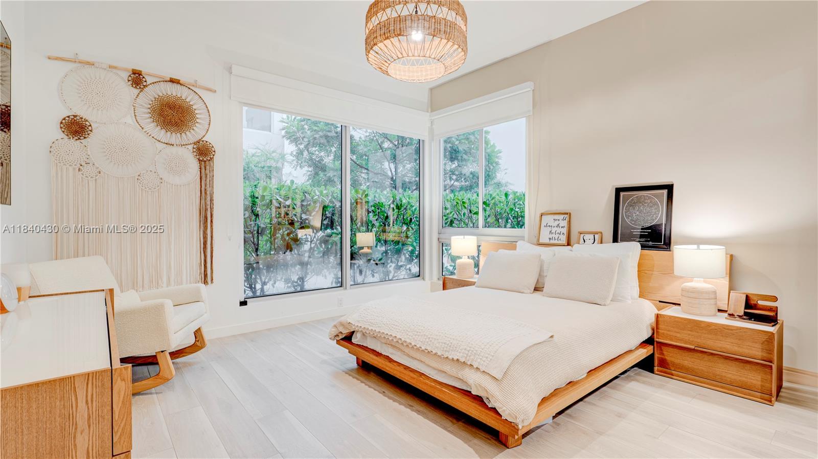 545 SW 11th St #105, Miami, Florida image 25