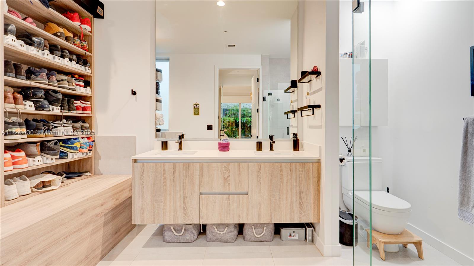 545 SW 11th St #105, Miami, Florida image 30