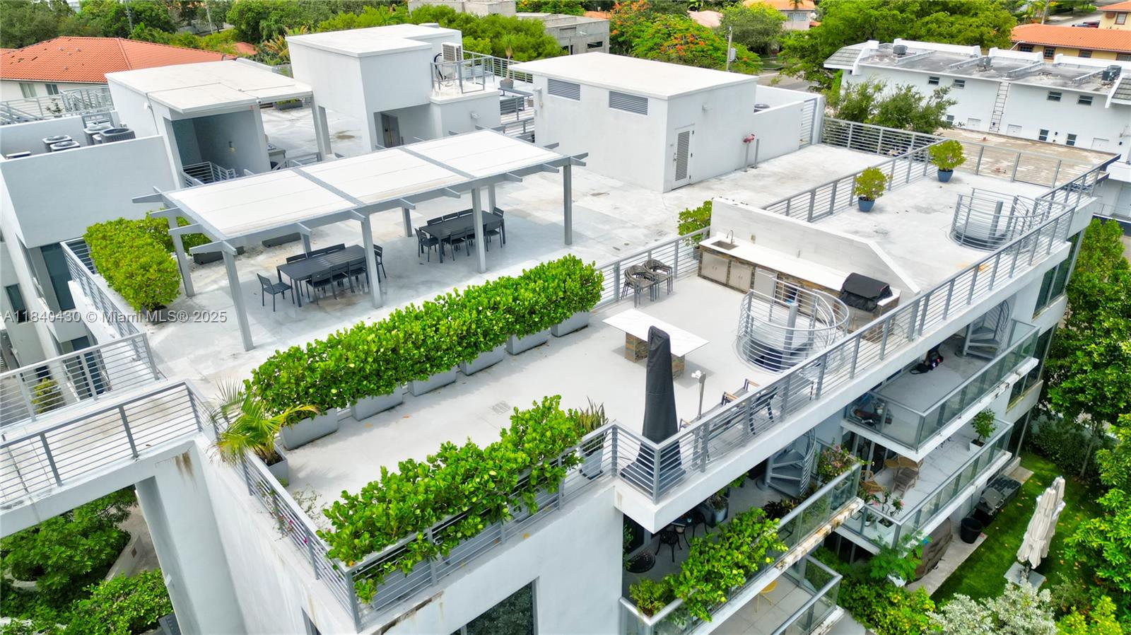 545 SW 11th St #105, Miami, Florida image 39