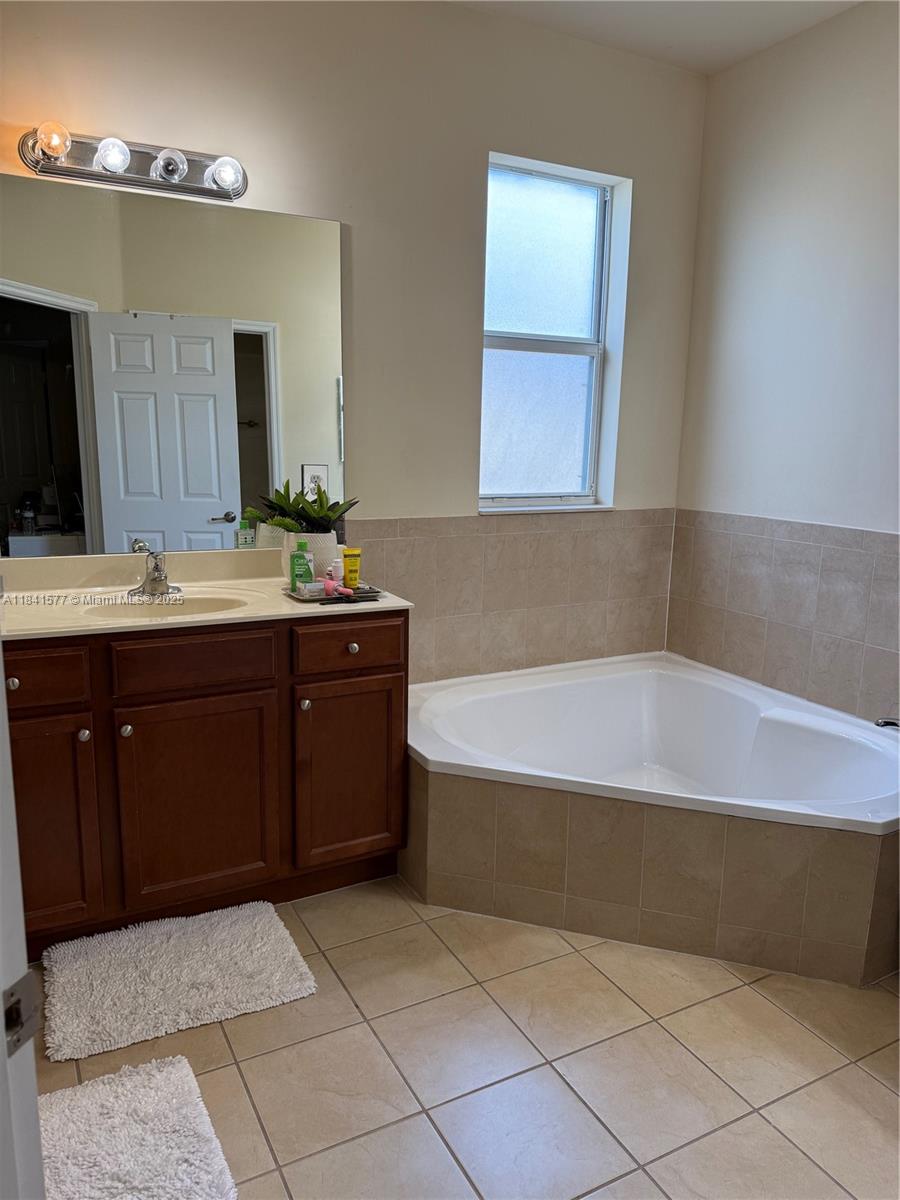 17012 SW 91st Ter, Miami, Florida image 23