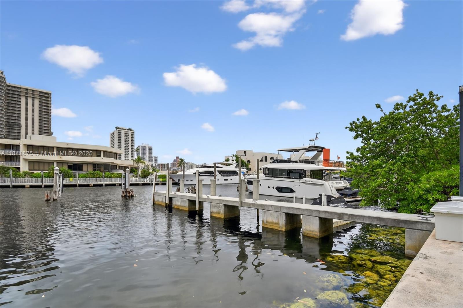19925 NE 39th Pl Boat Slip #14, Aventura, Florida image 2