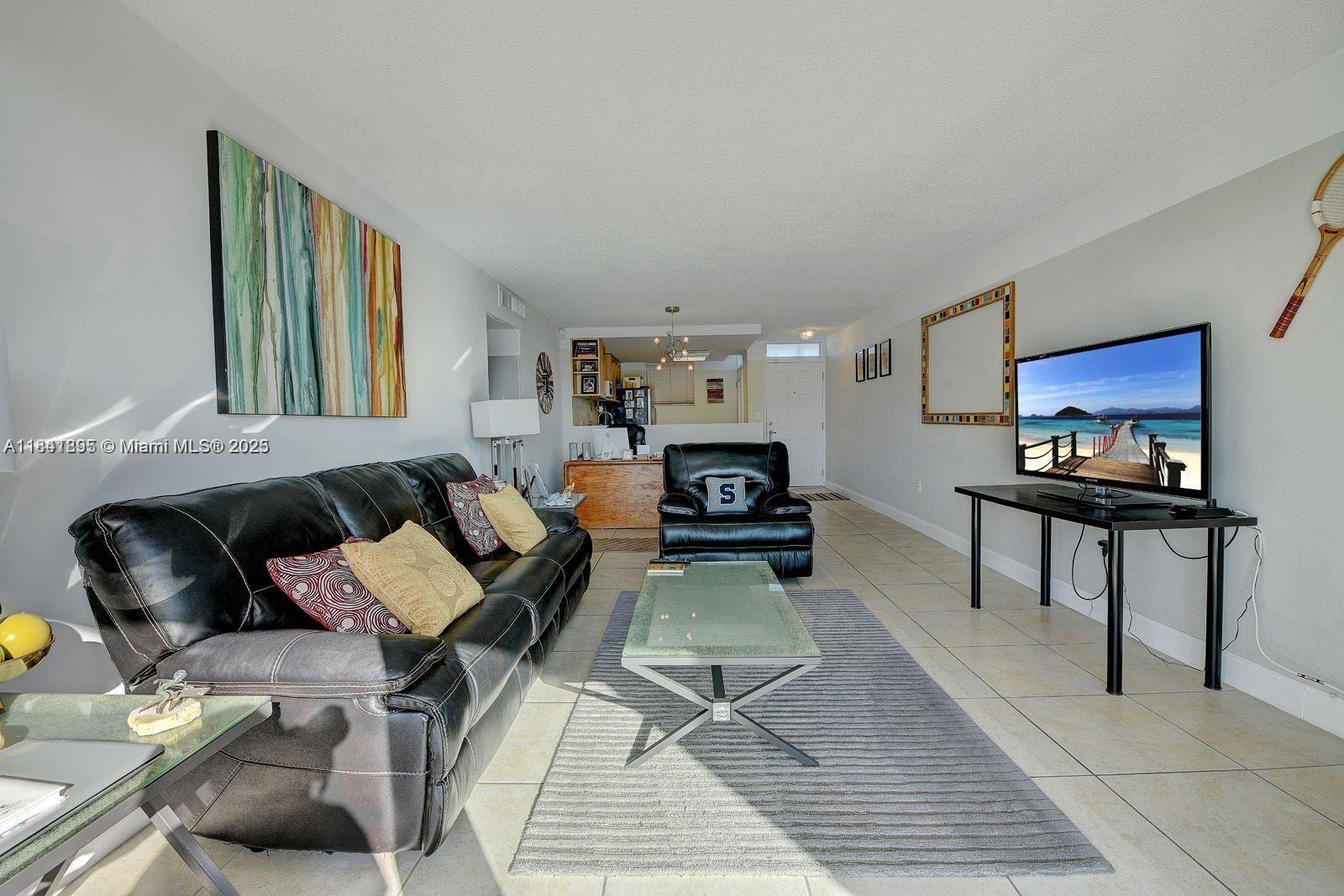 1045 10th St #907, Miami Beach, Florida image 11