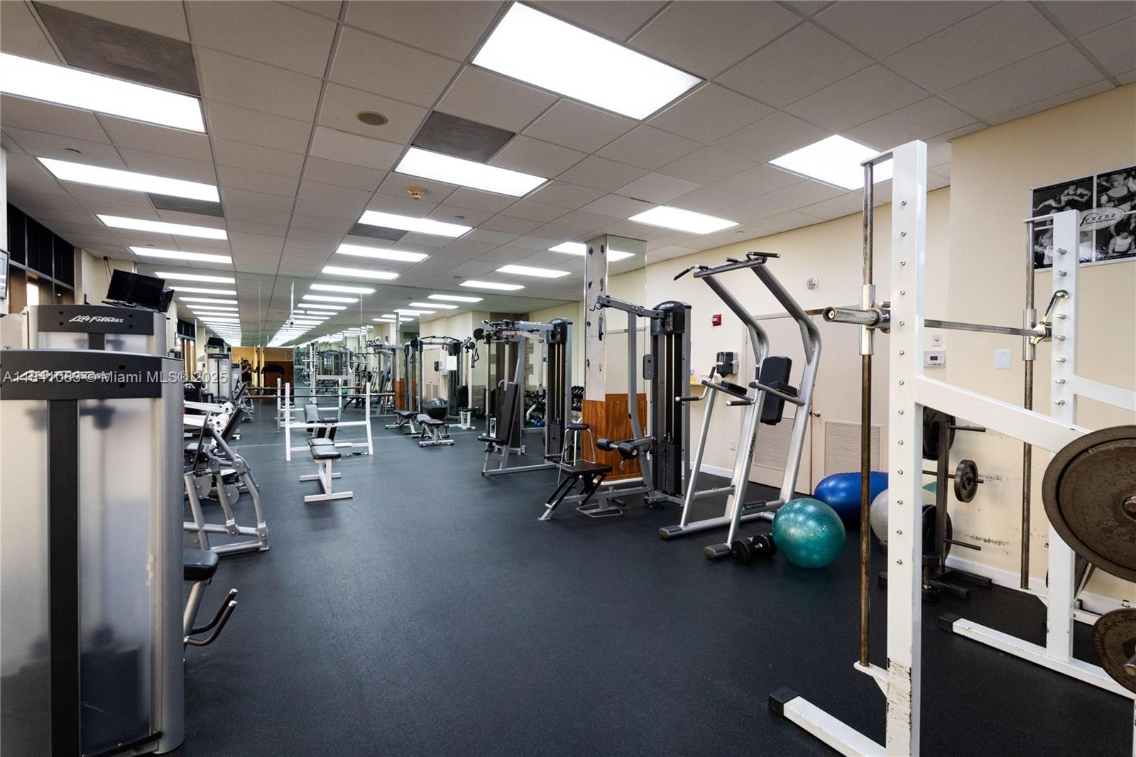 1450 Brickell Bay Dr #1707, Miami, Florida image 25