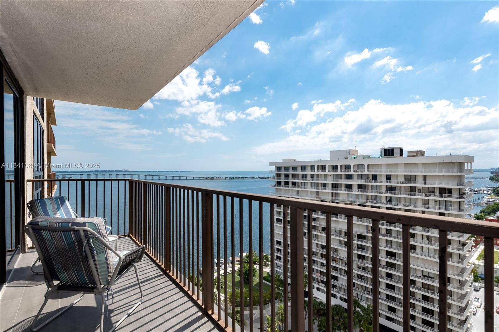 1450 Brickell Bay Dr #1707, Miami, Florida image 26