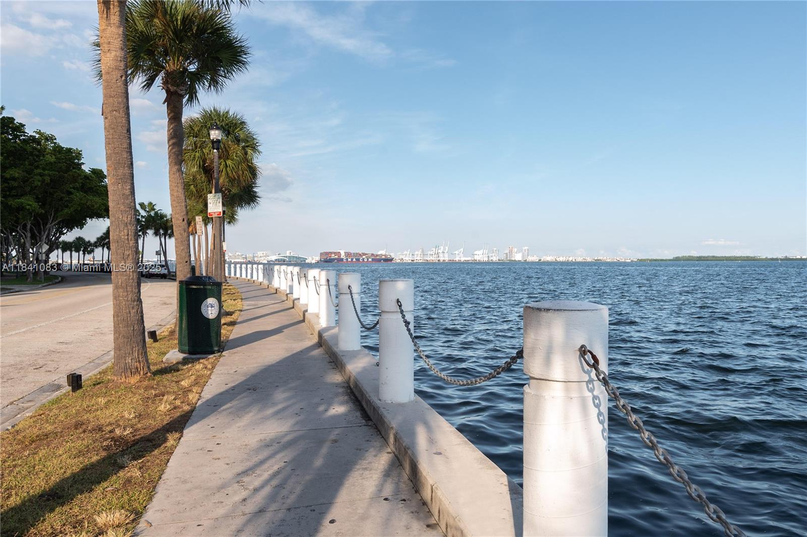 1450 Brickell Bay Dr #1707, Miami, Florida image 31
